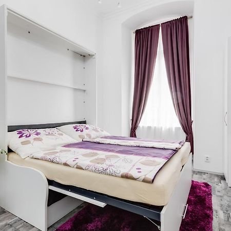 Apartment Thunovska 10 Прага Экстерьер фото