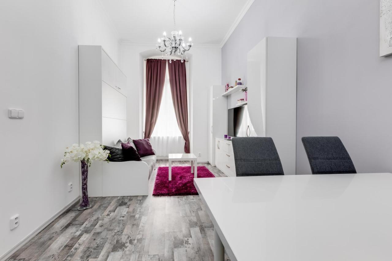 Apartment Thunovska 10 Прага Экстерьер фото